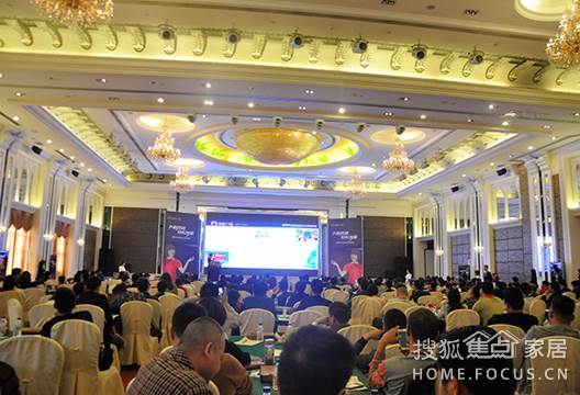 铿固门窗2017年品牌战略伙伴营销峰会开幕_新